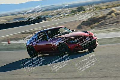 media/Dec-13-2025-Extreme Speed (Sat) [[d129ecb0b9]]/Beginner/Session 3 (Turn 5)/